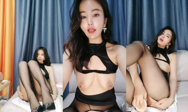 好久不见的无敌御姐骚浪贱，还是那哥骚劲表情好诱人，全程露脸揉奶玩逼