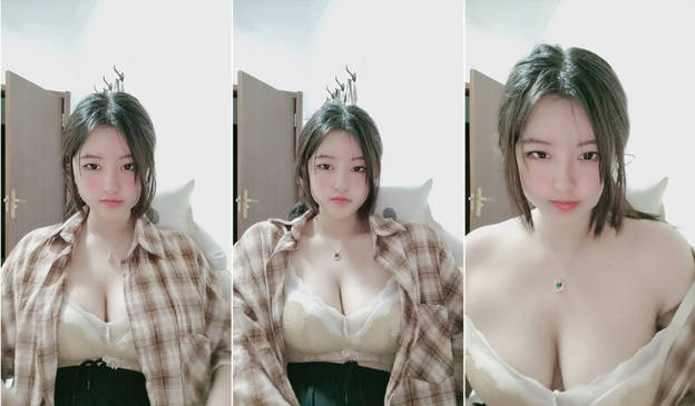優雅漂亮肥美OO後甜妹,車大燈發育真不錯,穿著襯衫,奶子碩大,事業線很深很深